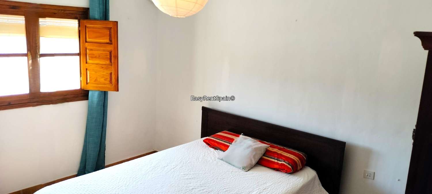DETACHED HOUSE, LEMON ORCHARD 8,400 m2 WITH TOURIST LICENSE IN ÁLORA, MÁLAGA