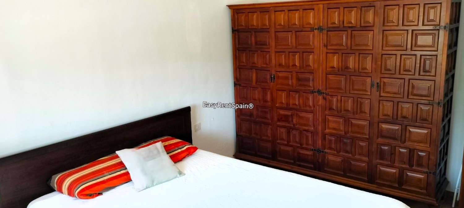 DETACHED HOUSE, LEMON ORCHARD 8,400 m2 WITH TOURIST LICENSE IN ÁLORA, MÁLAGA