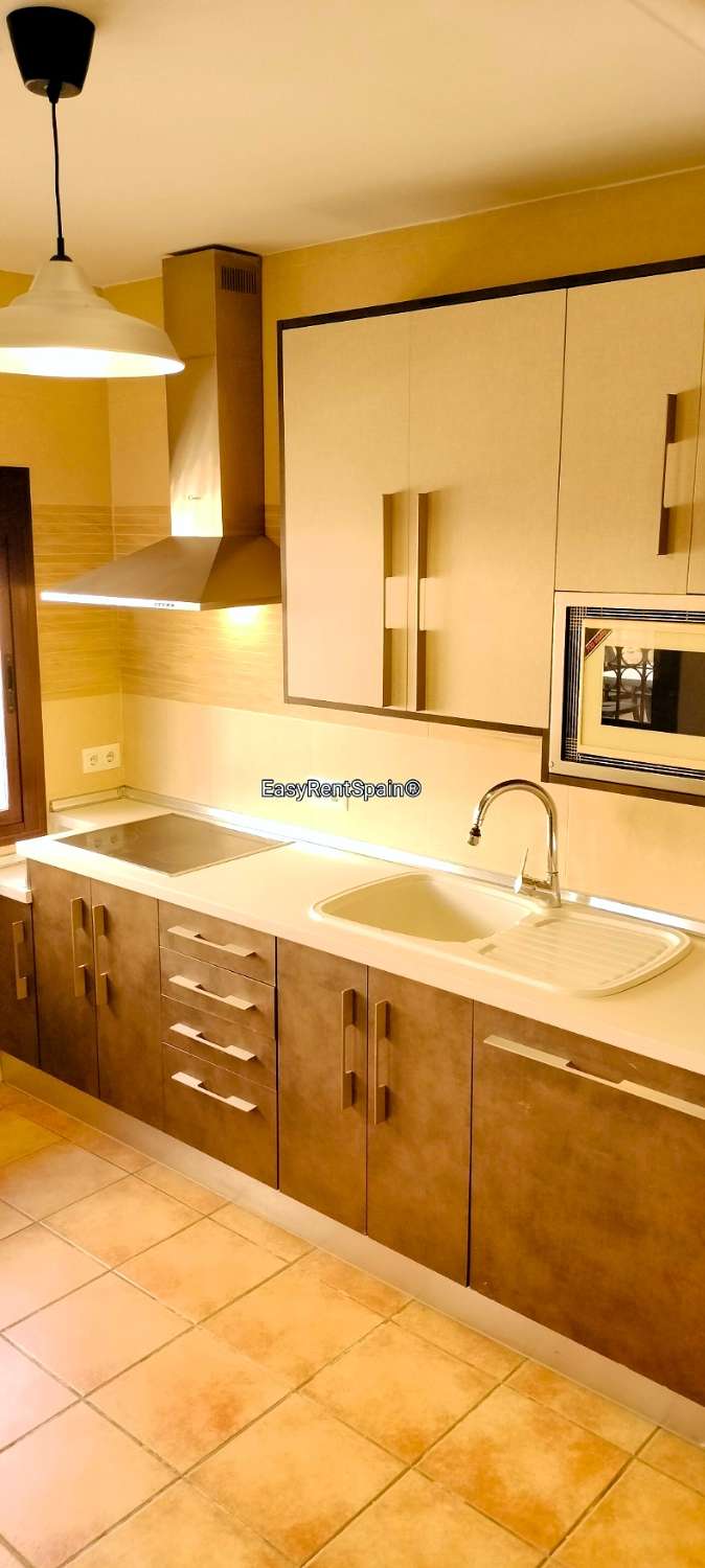 DETACHED HOUSE, LEMON ORCHARD 8,400 m2 WITH TOURIST LICENSE IN ÁLORA, MÁLAGA