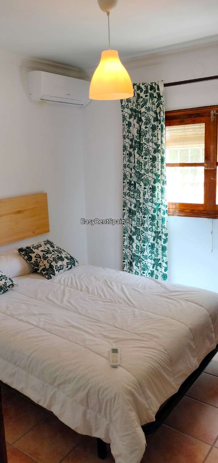 DETACHED HOUSE, LEMON ORCHARD 8,400 m2 WITH TOURIST LICENSE IN ÁLORA, MÁLAGA