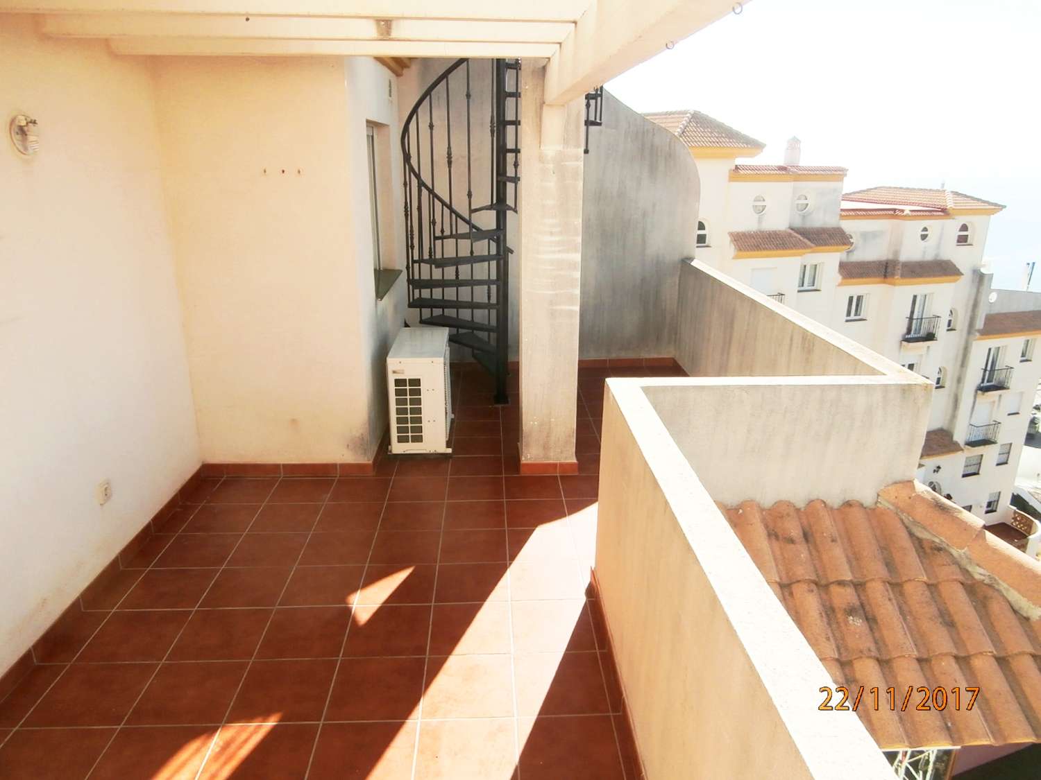 Duplex-Penthouse in Carvajal, Saisonmiete, 9 Monate, teilweise möbliert, 800 m vom Strand, Fuengirola und Los Pacos, Benalmádena Costa.