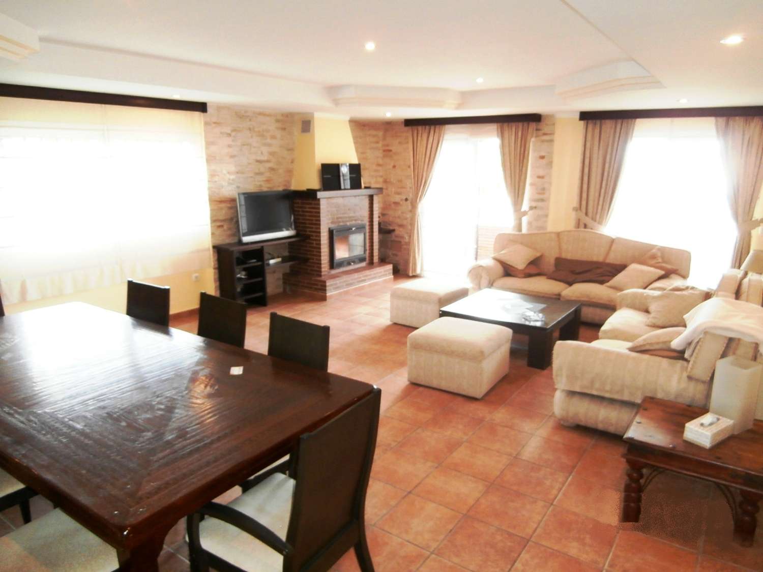 Exklusive unabhängige Villa mit hervorragendem Meerblick in einer der besten Wohngegenden von Benalmadena, La Capellania.