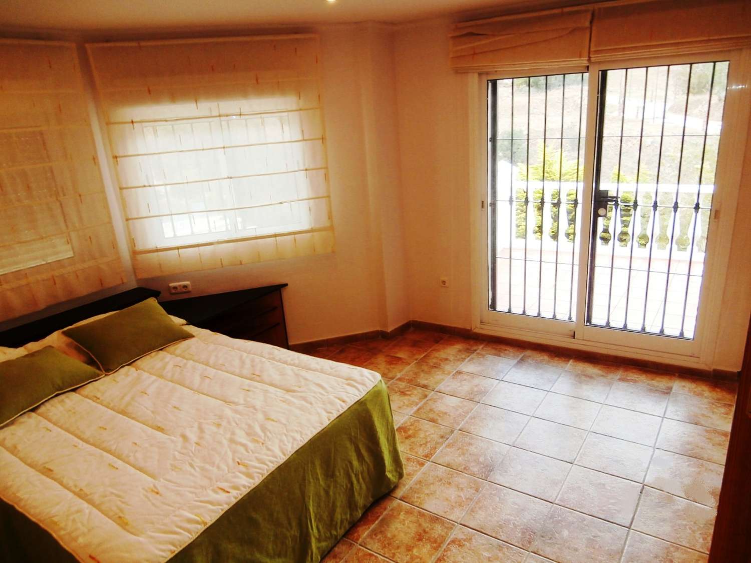 Exklusive unabhängige Villa mit hervorragendem Meerblick in einer der besten Wohngegenden von Benalmadena, La Capellania.