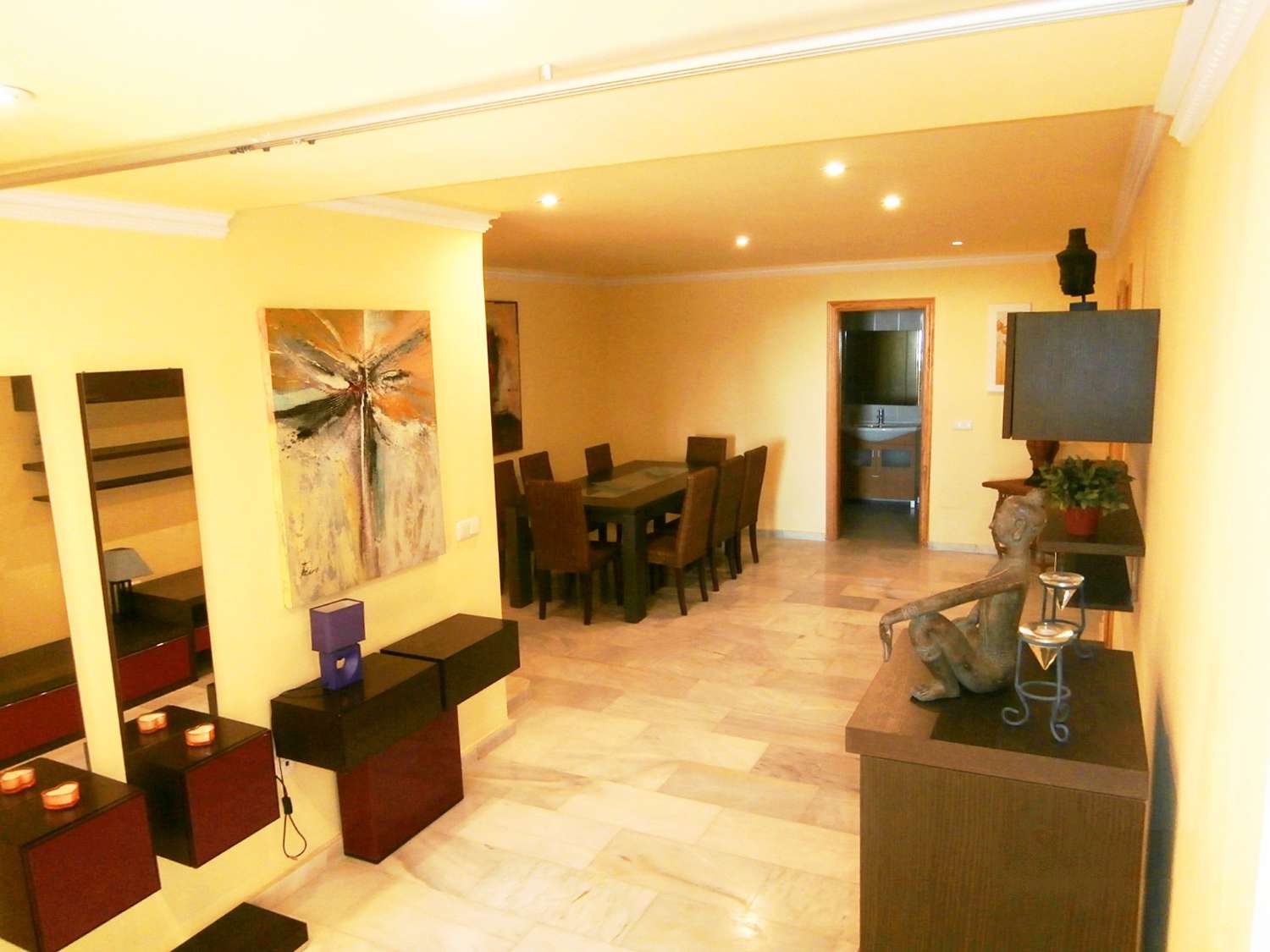 Exklusive unabhängige Villa mit hervorragendem Meerblick in einer der besten Wohngegenden von Benalmadena, La Capellania.