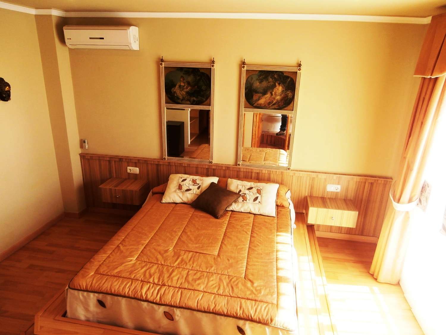 Exklusive unabhängige Villa mit hervorragendem Meerblick in einer der besten Wohngegenden von Benalmadena, La Capellania.