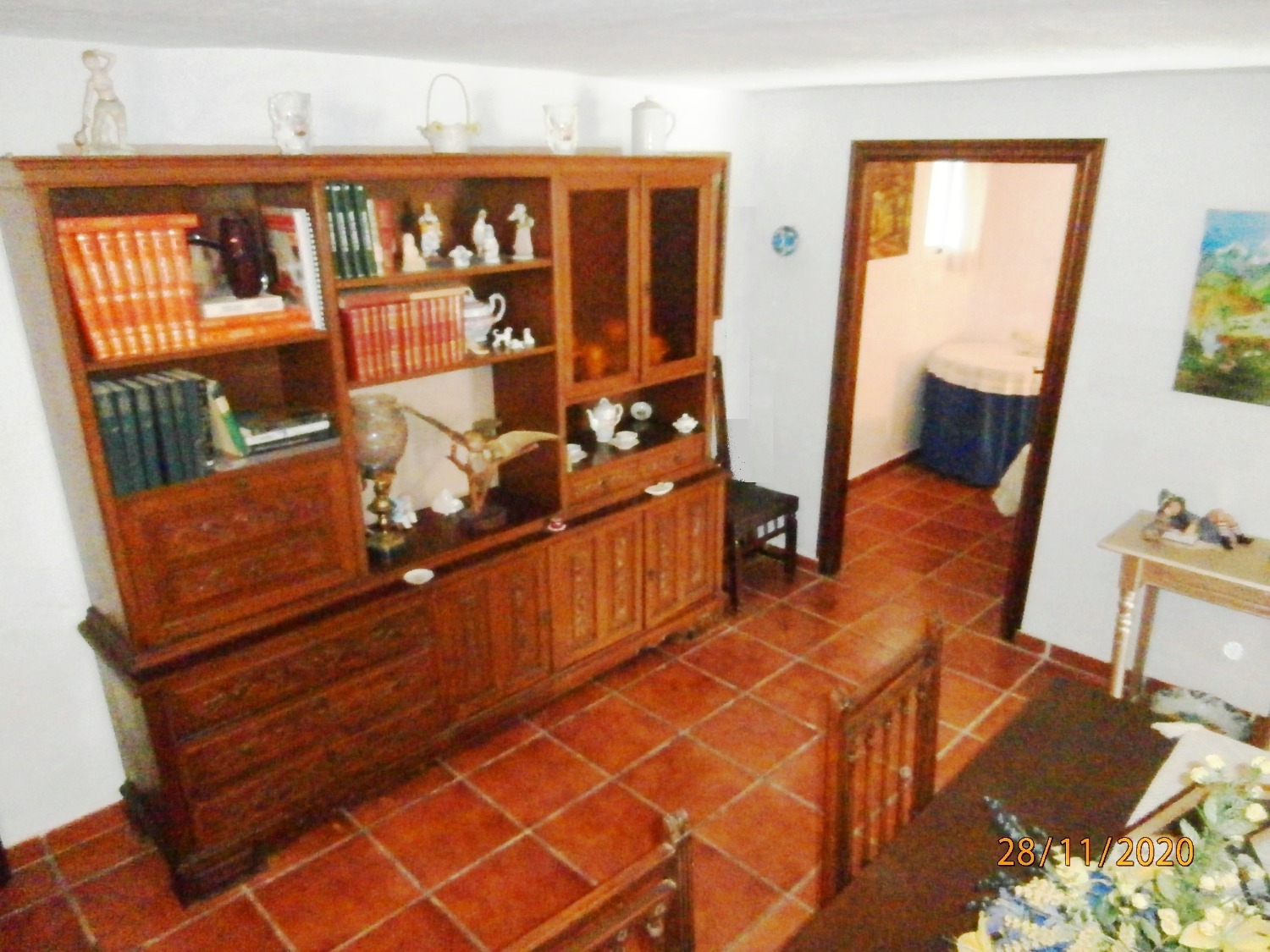 Large Andalusian-style semi-detached country house with pool, arable land, fully fenced 3,220 m2 approx, good access.