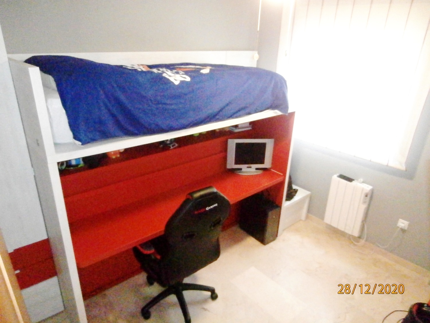 EINWANDFREIES PENTHOUSE ZU EINEM REDUZIERTEN UND VERHANDELBAREN PREIS, Ausgezeichnetes Duplex-Penthouse, renoviert.