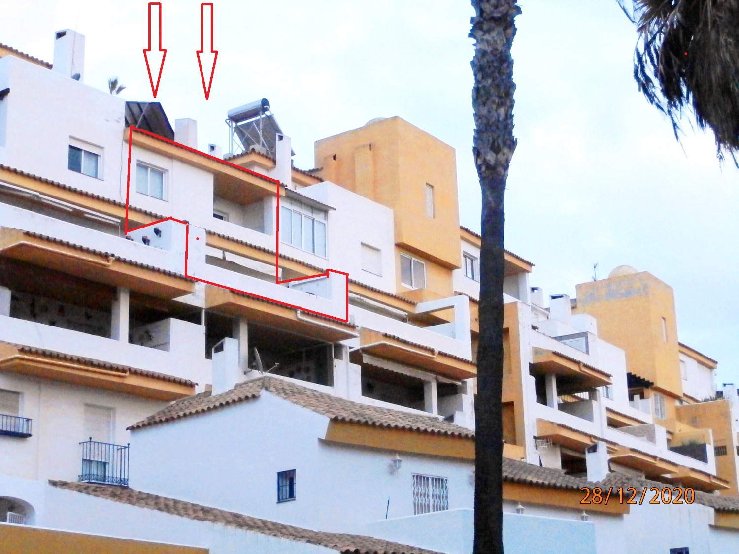 EINWANDFREIES PENTHOUSE ZU EINEM REDUZIERTEN UND VERHANDELBAREN PREIS, Ausgezeichnetes Duplex-Penthouse, renoviert.