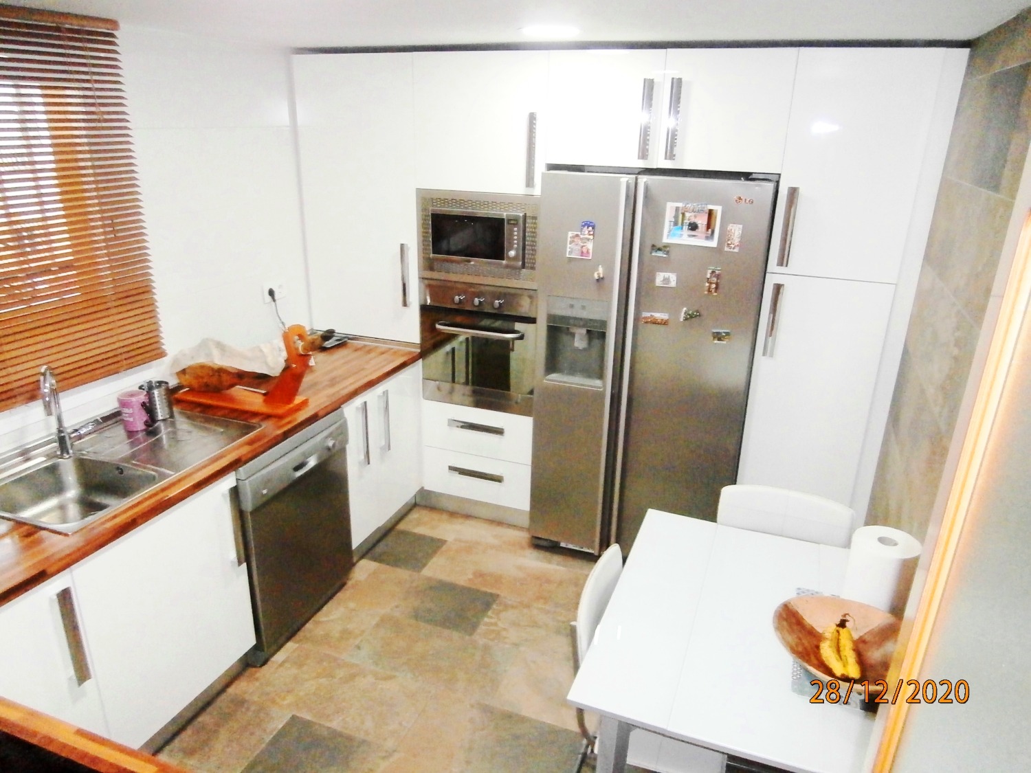 EINWANDFREIES PENTHOUSE ZU EINEM REDUZIERTEN UND VERHANDELBAREN PREIS, Ausgezeichnetes Duplex-Penthouse, renoviert.