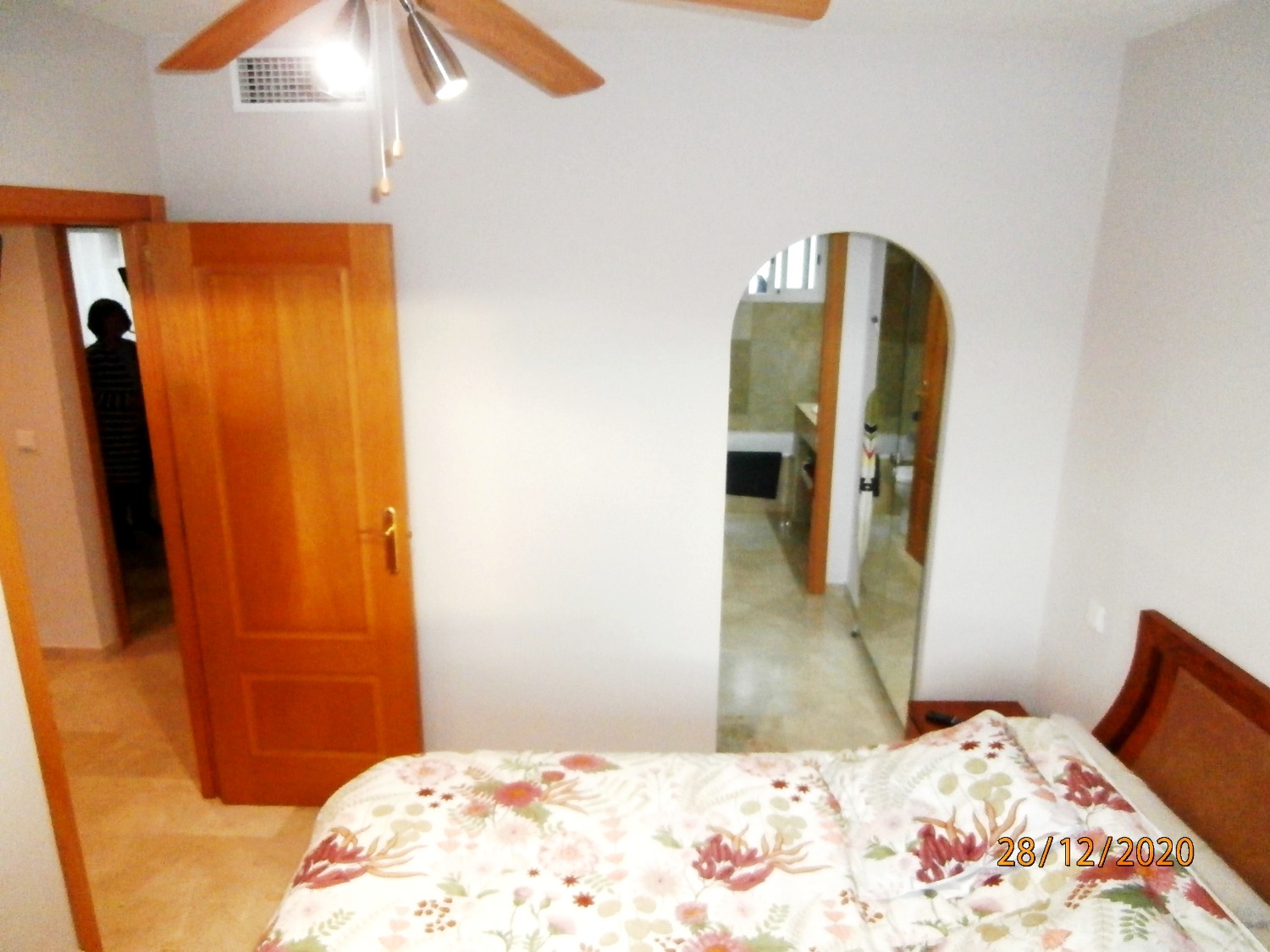 EINWANDFREIES PENTHOUSE ZU EINEM REDUZIERTEN UND VERHANDELBAREN PREIS, Ausgezeichnetes Duplex-Penthouse, renoviert.