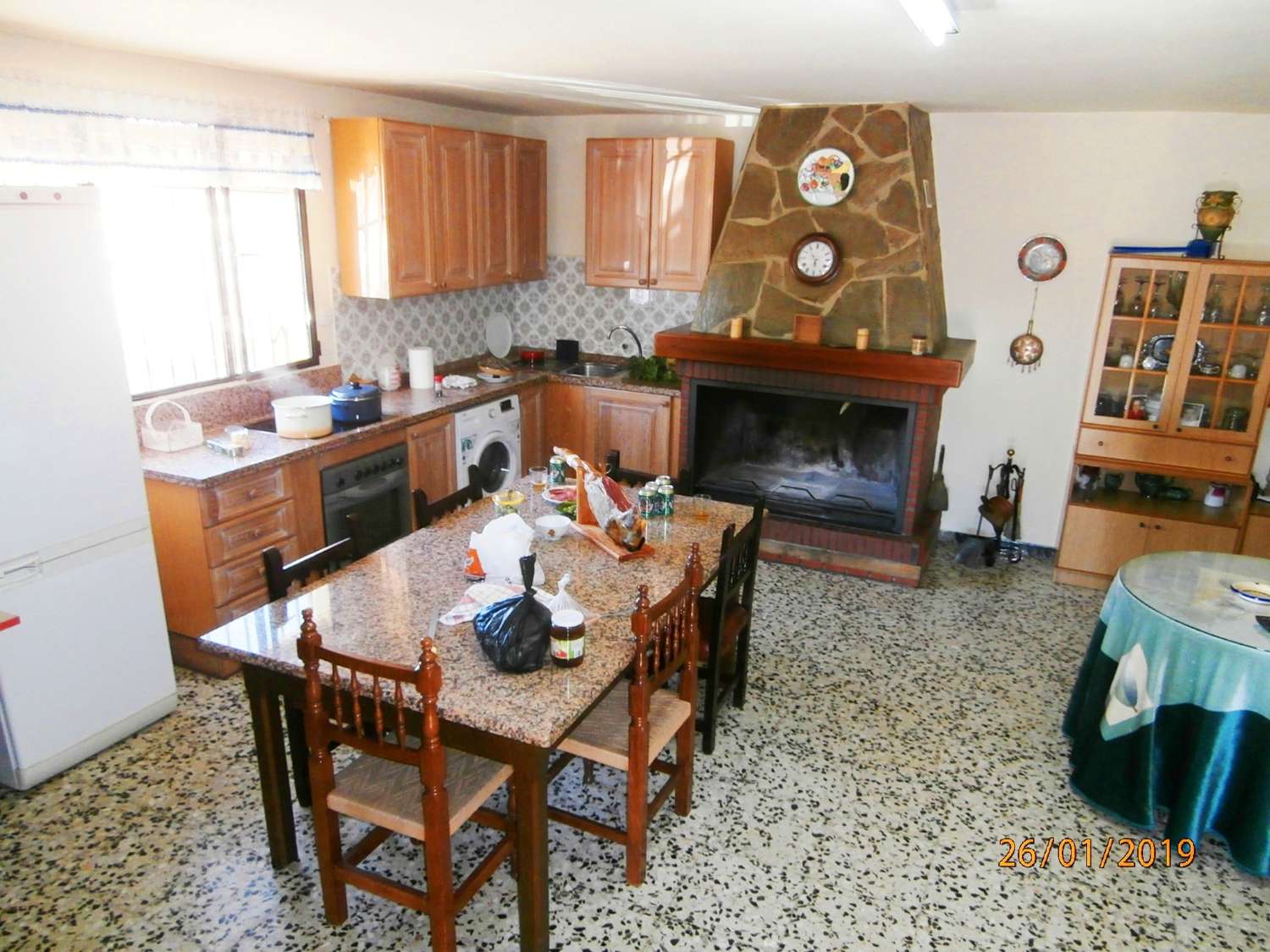 RURAL HOLIDAY RENTAL, Country house with swimming pool, barbecue area and parking, Yunquera holiday rental, weekends and summer months.