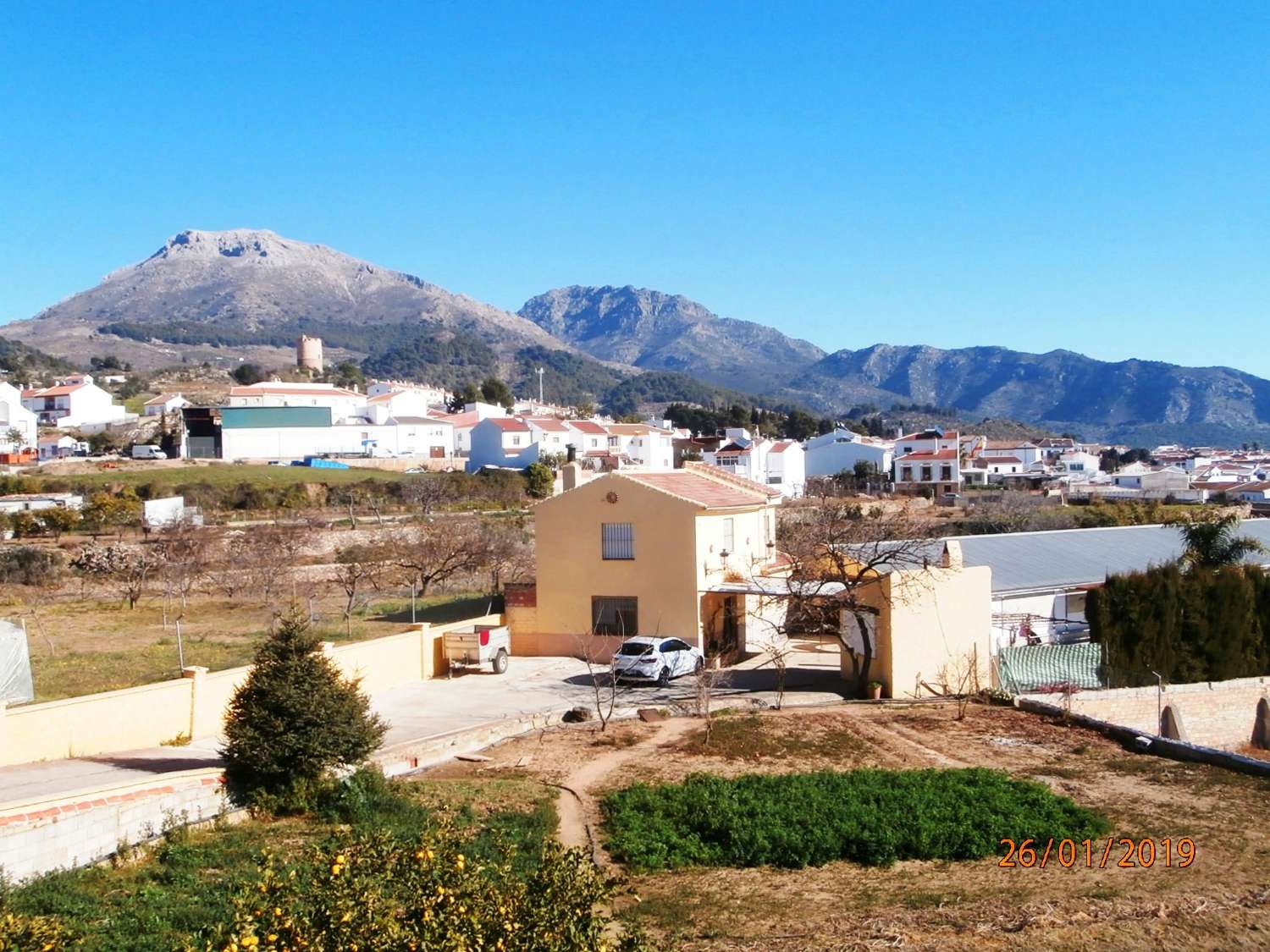 RURAL HOLIDAY RENTAL, Country house with swimming pool, barbecue area and parking, Yunquera holiday rental, weekends and summer months.