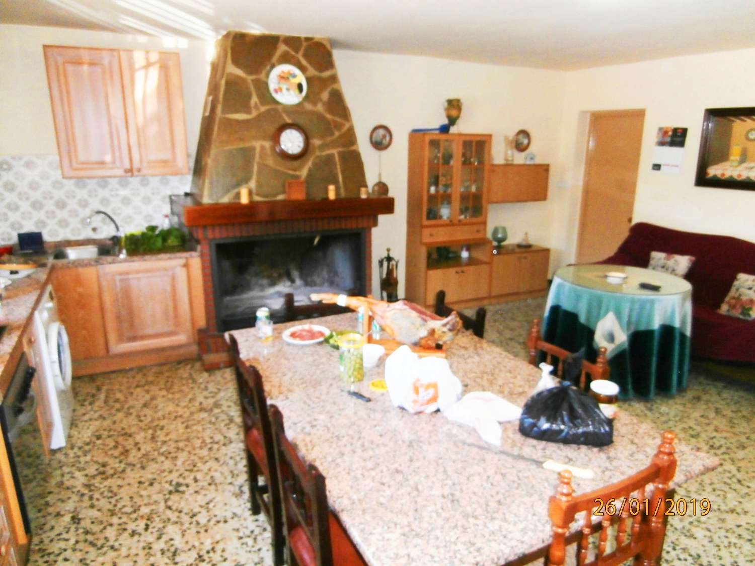 RURAL HOLIDAY RENTAL, Country house with swimming pool, barbecue area and parking, Yunquera holiday rental, weekends and summer months.