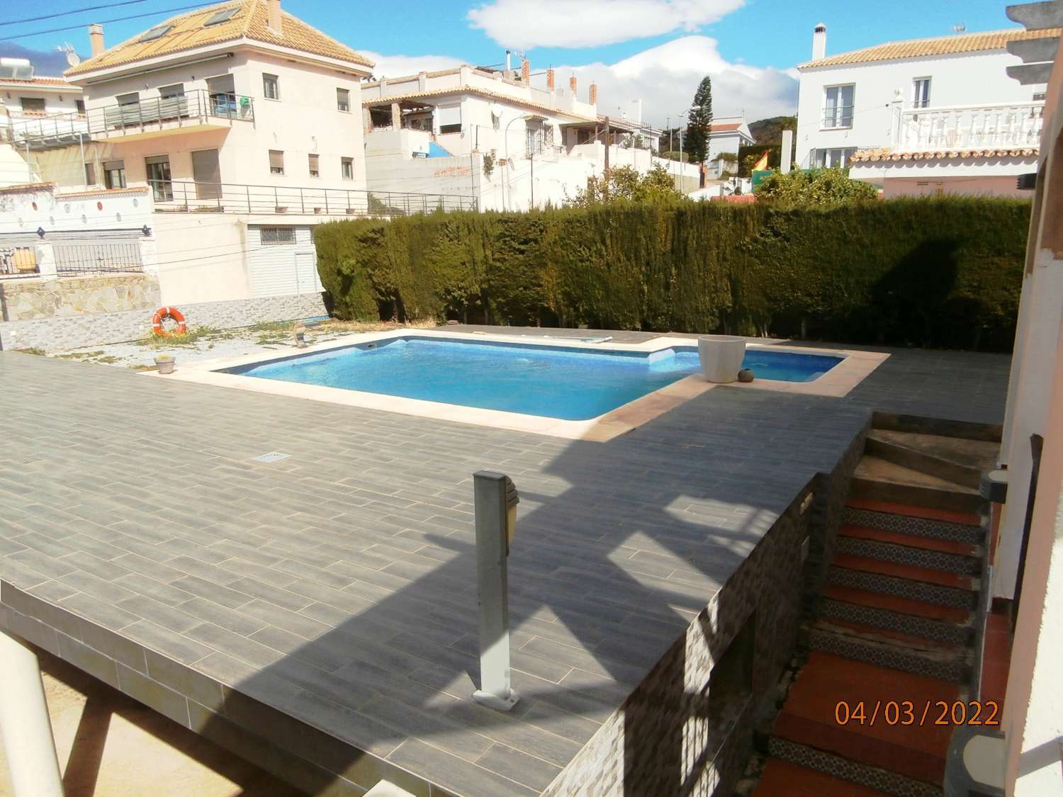 Detached villa with pool, sea views, great potential, needs several finishes, ORIGINAL PRICE €540,000.