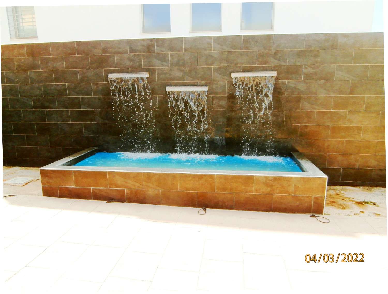 Detached villa with pool, sea views, great potential, needs several finishes, ORIGINAL PRICE €540,000.