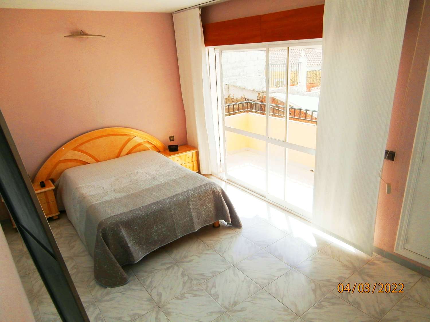 Detached villa with pool, sea views, great potential, needs several finishes, ORIGINAL PRICE €540,000.
