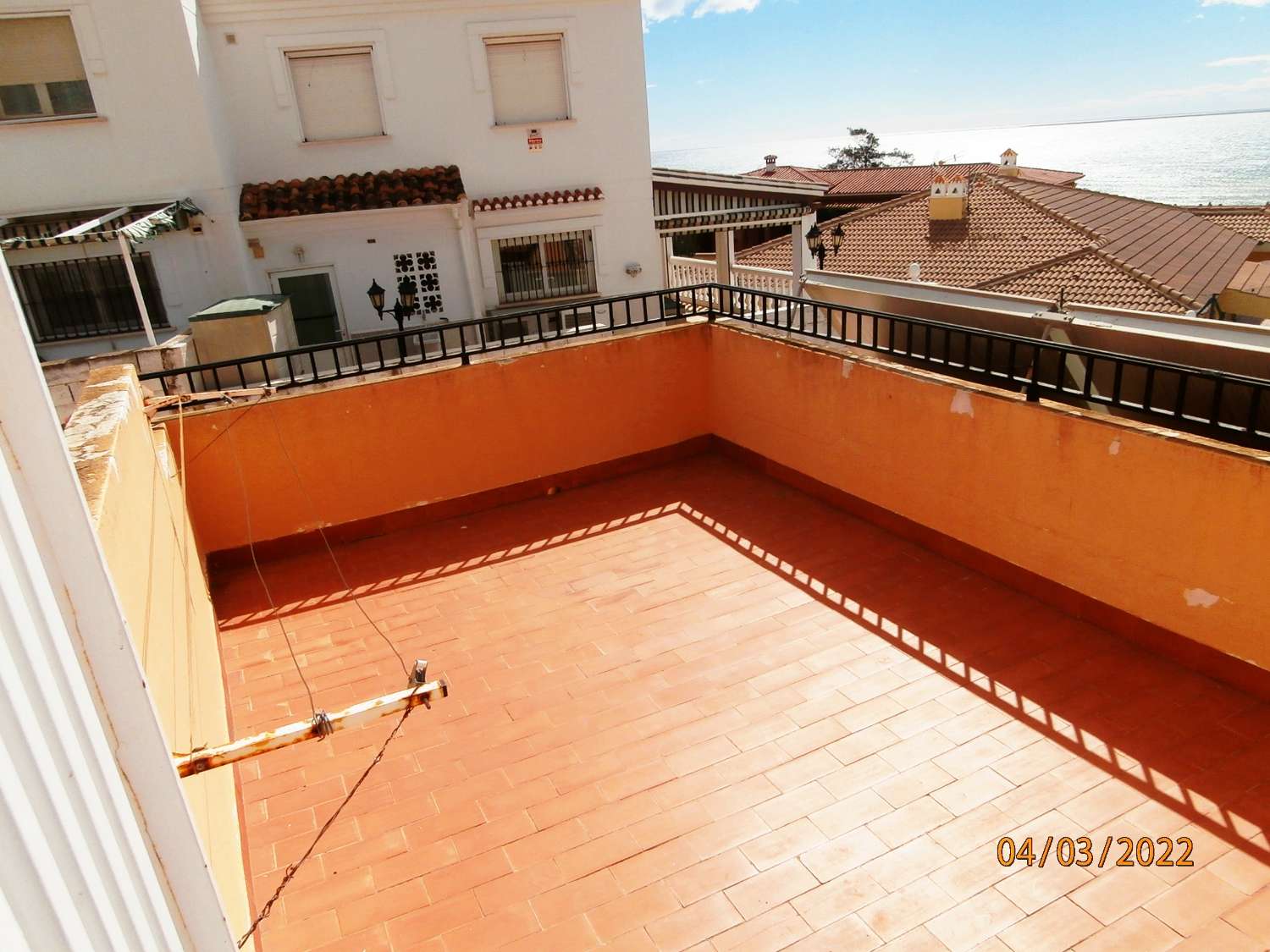 Detached villa with pool, sea views, great potential, needs several finishes, ORIGINAL PRICE €540,000.
