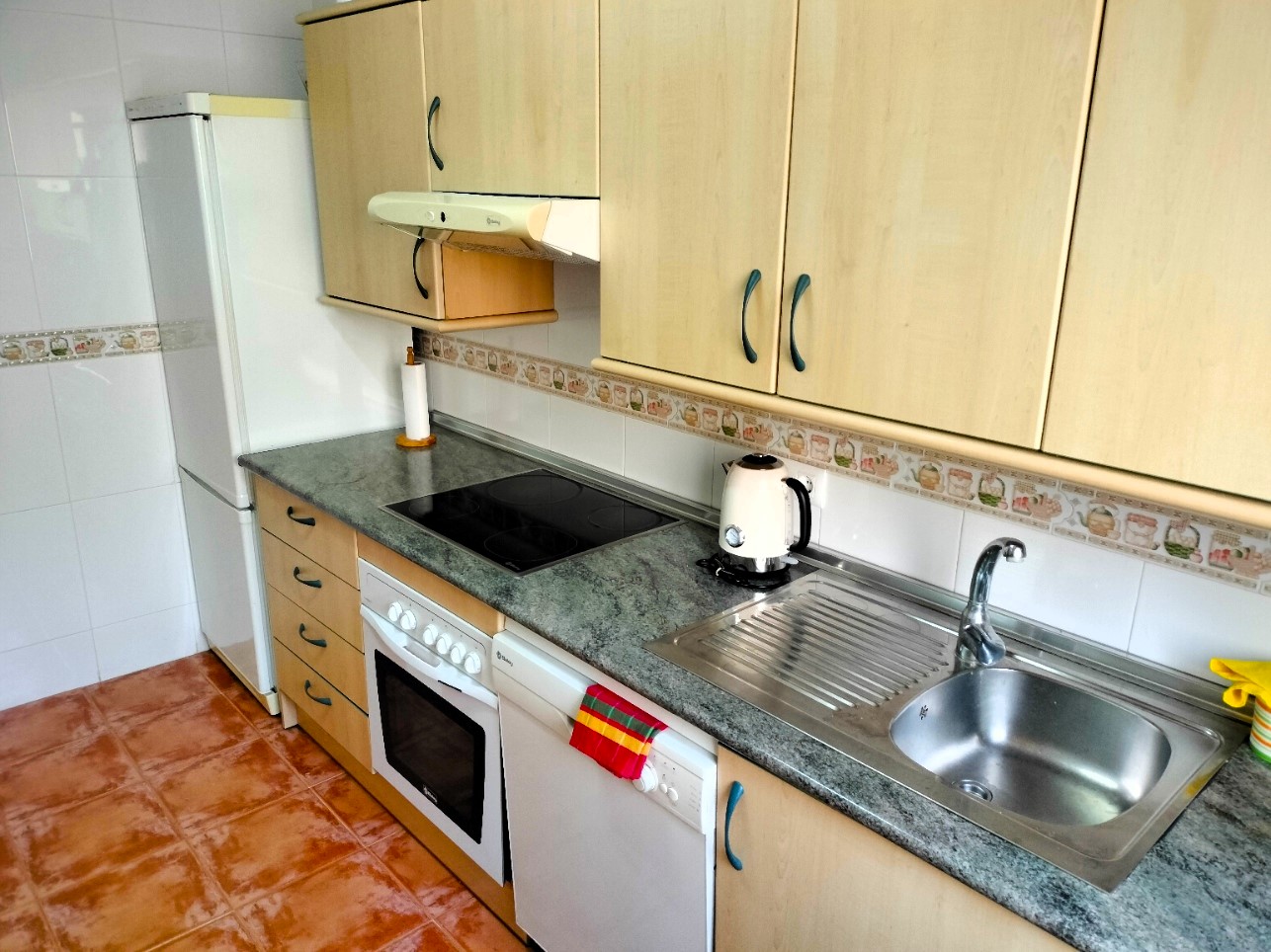 BEACH - GOLF TORREQUEBRADA, Excellent Penthouse for vacation rental, gated community next to the sea and Golf Torrequebrada.