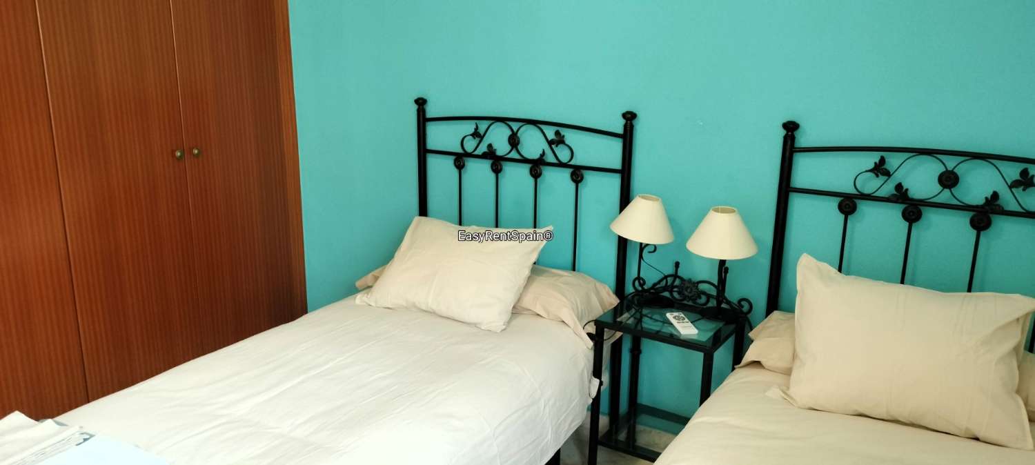 BEACH - GOLF TORREQUEBRADA, Excellent Penthouse for vacation rental, gated community next to the sea and Golf Torrequebrada.