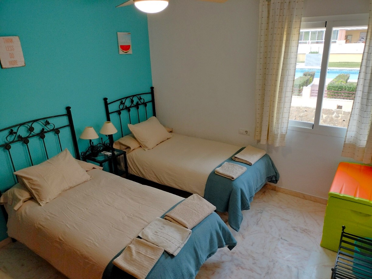 BEACH - GOLF TORREQUEBRADA, Excellent Penthouse for vacation rental, gated community next to the sea and Golf Torrequebrada.