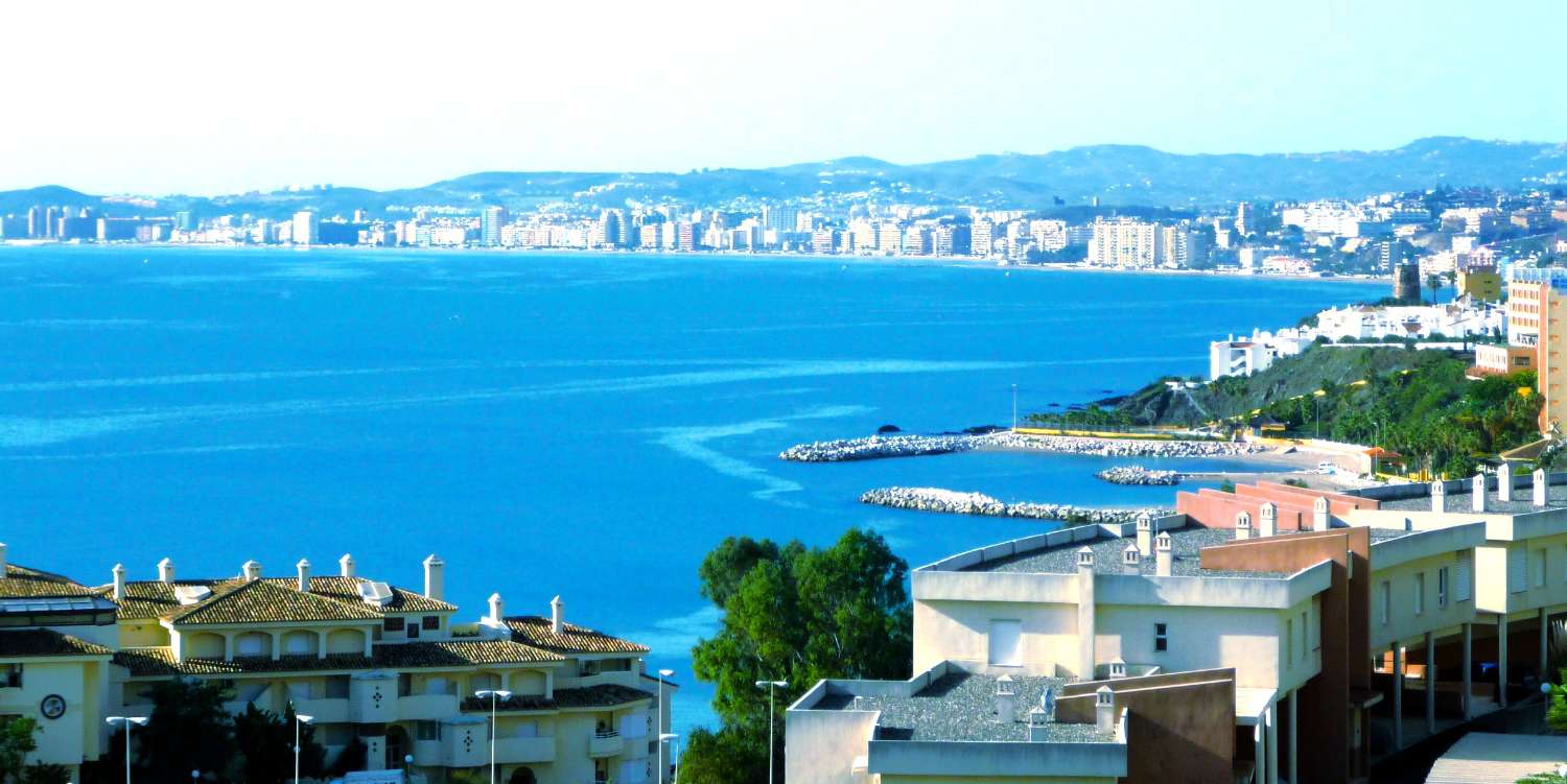 PREZZO RIBASSATO..!!, Splendido appartamento in vendita, investimento imbattibile in un complesso residenziale recintato vicino al mare e al campo da golf di Torrequebrada.