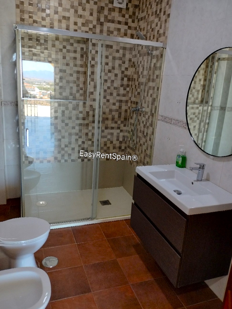 LONG TERM RENTAL, Wonderful Villa, swimming pool, barbecue area and ample parking, very close to Álora.