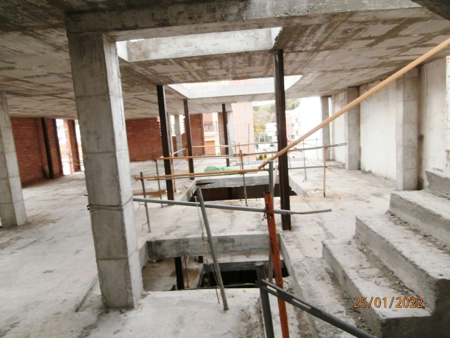 Hotel under construction for sale, Arroyo de la Miel, Benalmádena, (price in current state).