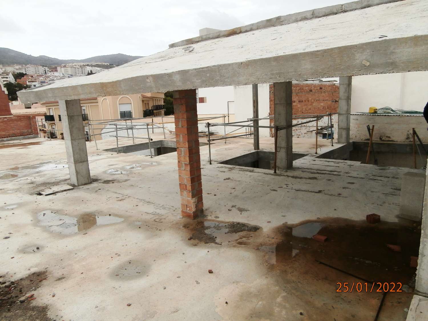 Hotel under construction for sale, Arroyo de la Miel, Benalmádena, (price in current state).