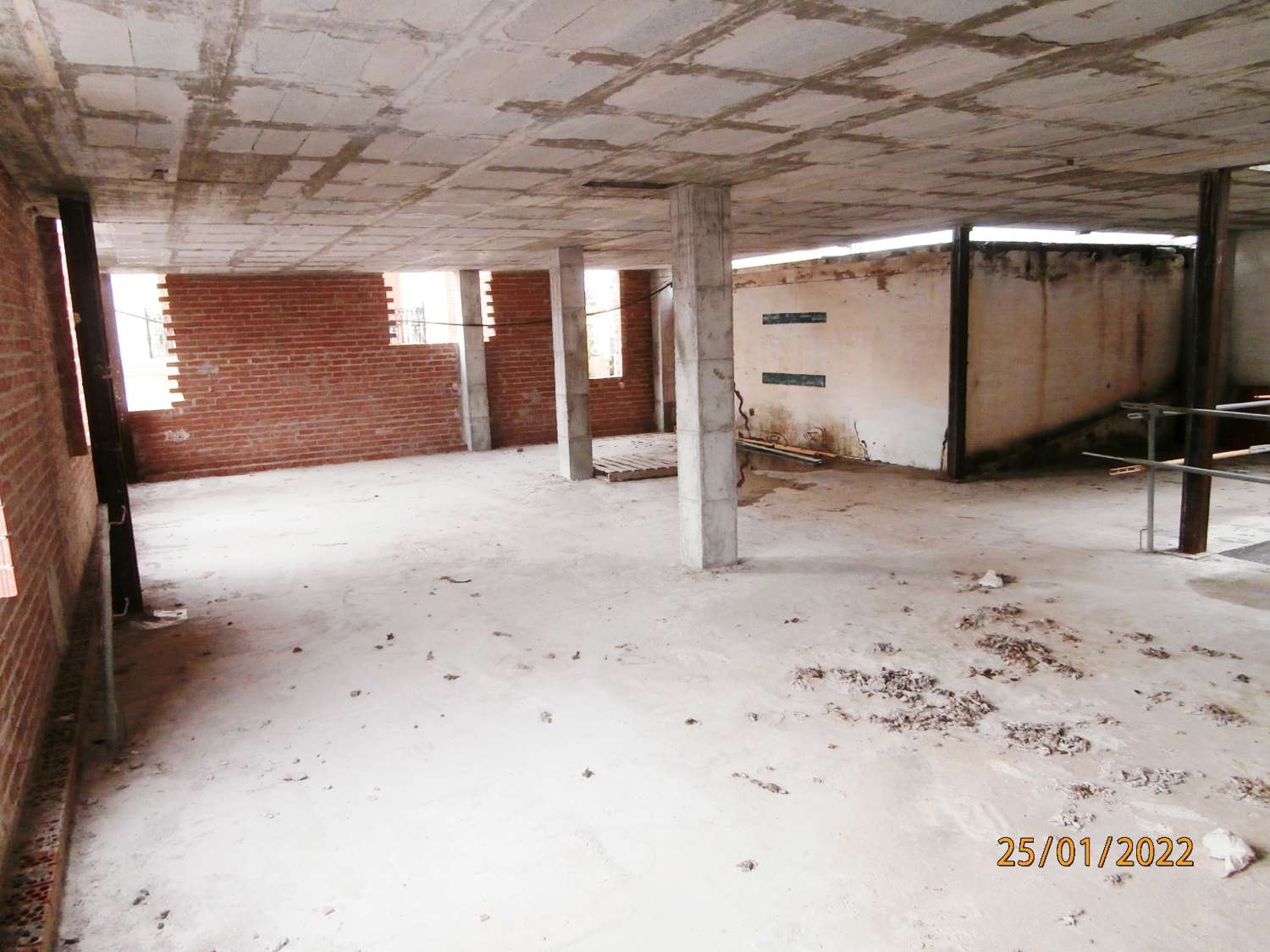 Hotel under construction for sale, Arroyo de la Miel, Benalmádena, (price in current state).