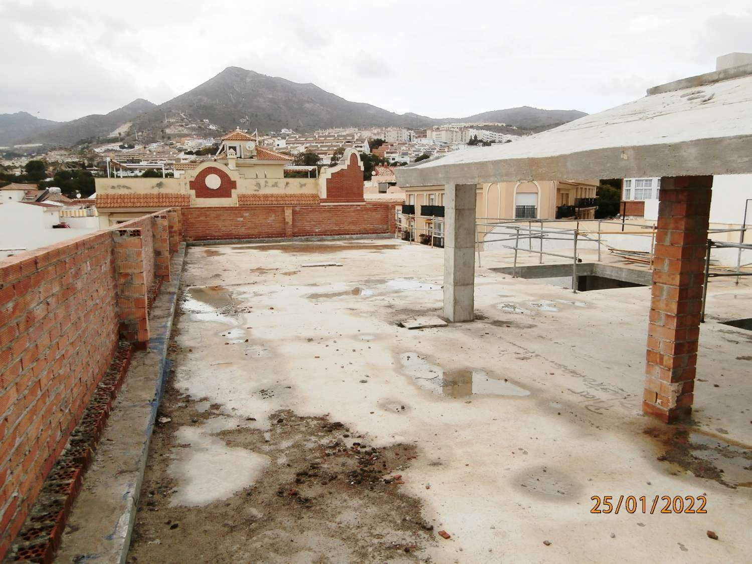 Hotel under construction for sale, Arroyo de la Miel, Benalmádena, (price in current state).